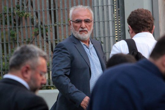 Πολλή μπάλα στην TV…