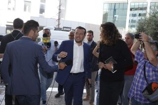«Νέοι» καναλάρχες σε… παλιά κόλπα