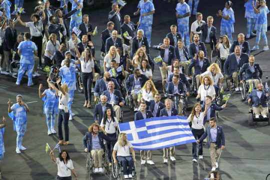 «Προστατέψτε μας από ναζιστικές ιδέες»