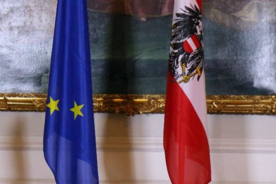 Μίνι σύνοδος κορυφής για το προσφυγικό στην Αυστρία