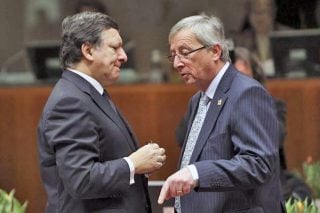 Θυμήθηκε ο Γιούνκερ να… «στριμώξει» τον Μπαρόζο