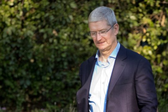 «Αντιαμερικανισμό» βλέπει η Apple