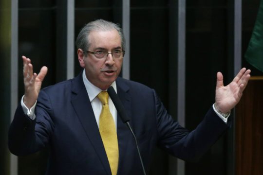 Με το ίδιο νόμισμα…