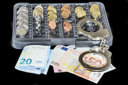 Αυστηρό το νέο «ποινολόγιο» της Εφορίας