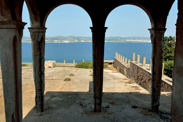 Η άλλη μισή στην Κίνα βρίσκεται
