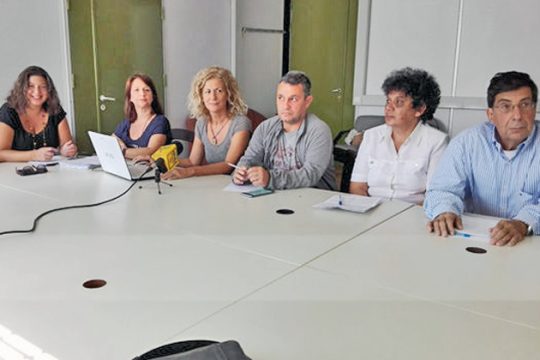 Υπόθεση της κοινωνίας το προσφυγικό