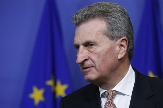 «Θέμα της Ελλάδας ο αριθμός των αδειών»