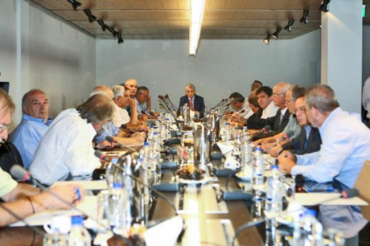 Οταν επιβάλλεται η νομιμότητα…