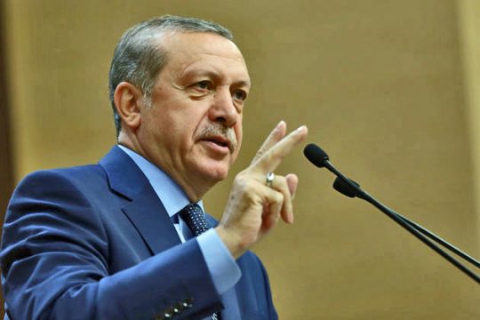 Ρωσο-τουρκικό «φλερτ» πάνω στα ερείπια