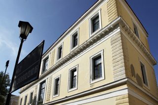 Διαδήλωσαν ενάντια σε αστυνομική δολοφονία το 2010, δικάζονται το 2016
