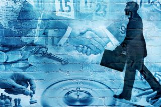 Εξι funds περιμένουν να πάρουν τη διαχείριση «κόκκινων» δανείων