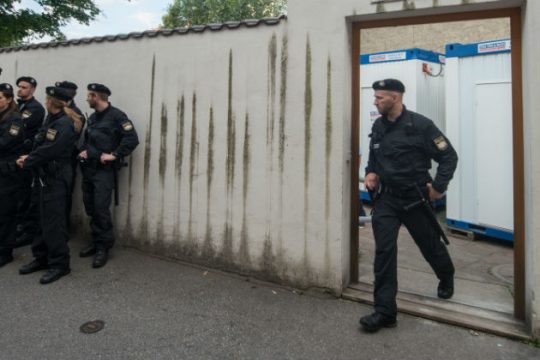 Νεκρός πρόσφυγας από αστυνομικά πυρά στη Γερμανία