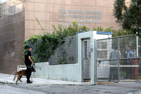 Βασανισμένοι καναλάρχες, έλεος!