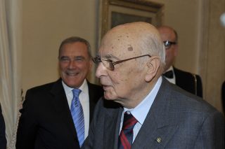 Βλέποντας το ποτήρι μισογεμάτο και μισοάδειο