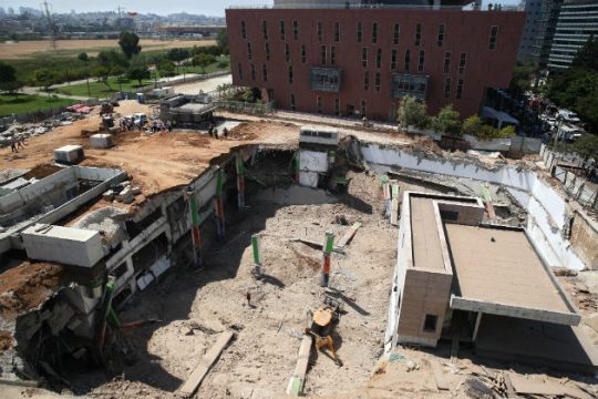Κατάρρευση κτιρίου πάρκινγκ στο Τελ Αβίβ