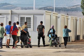 Κλείνουν 7 Κέντρα Φιλοξενίας