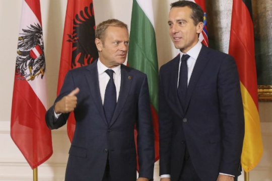 Ψάχνουν συμφωνίες για να μειώσουν τις ροές