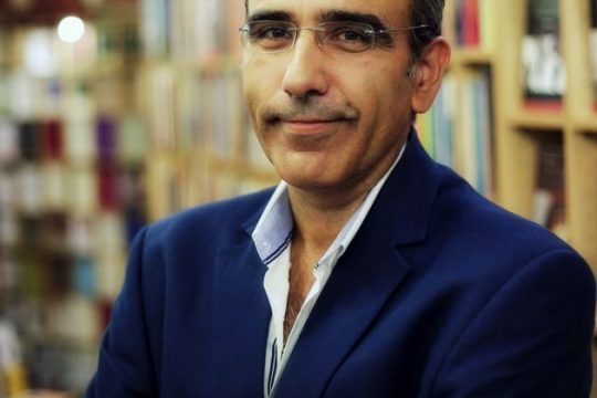 Προτείνω στους φοιτητές μου να συγκρουστούν…