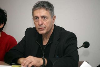 Ερώτηση Κούλογλου για μυστικές επαφές Ετινγκερ με Έλληνες ευρωβουλευτές