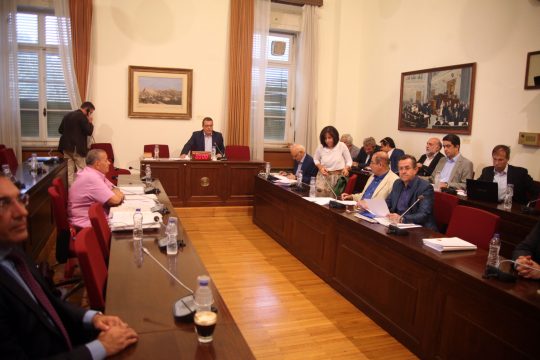 Live η κατάθεση Κουρή στην εξεταστική για τα «θαλασσοδάνεια»