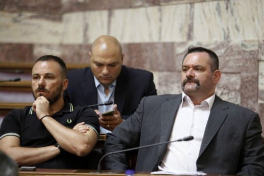 Ο Λαγός απειλεί την «Εφημερίδα των Συντακτών»