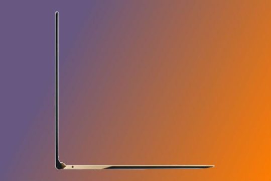 Laptop σπάει το «φράγμα» του ενός εκατοστού