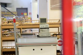 Μάχη για «κούρεμα» απαιτήσεων