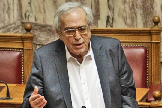 Ενθερμοι υποστηρικτές και φανατικοί πολέμιοι