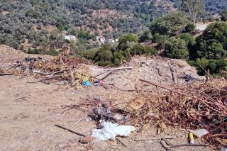 Σκουπιδότοπος στο… άψε-σβήσε