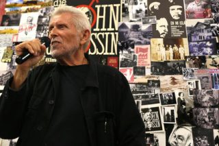 Ο Περάκης από τον Σλέντορφ στη «Λούφα»