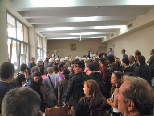 Νίκη, αλλά προσωρινή