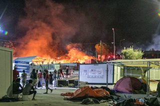 Το μίσος θεριεύει και η Ν.Δ. το καλύπτει