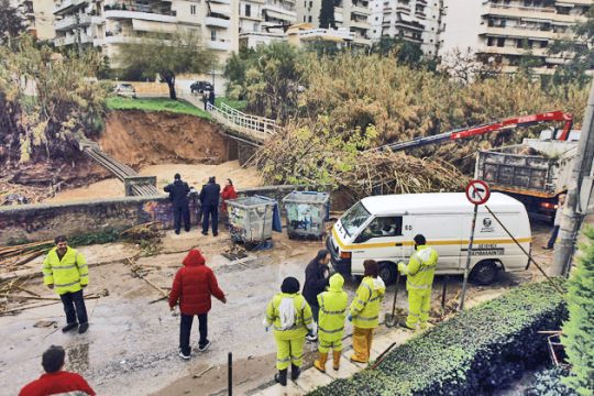 Λύσεις για το ρέμα της Πικροδάφνης
