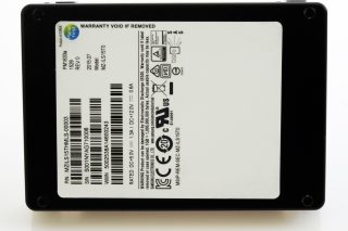Σκληρός δίσκος SSD 15 TB από την SAMSUNG