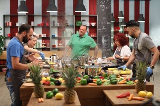 Πρεμιέρες σε κανάλια με, αλλά και χωρίς άδεια