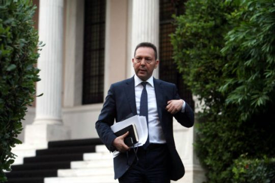Εκβιασμό Στουρνάρα «βλέπει» η «Αυγή»
