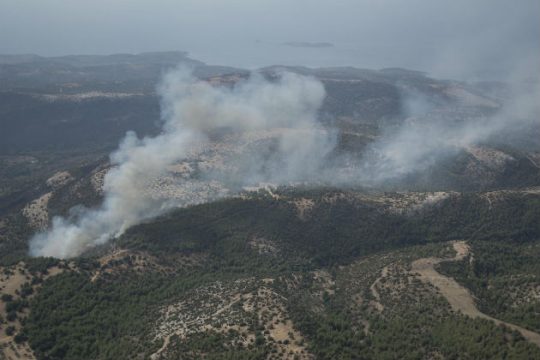 Υπό έλεγχο η μεγάλη πυρκαγιά στη Θάσο