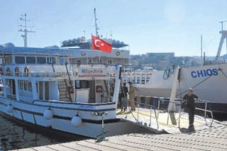 Η υποτίμηση «φρέναρε» τους Τούρκους