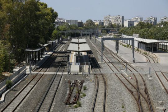 ΤΡΑΙΝΟΣΕ: «Έξυπνο» εισιτήριο, τερματικά POS και μπόνους