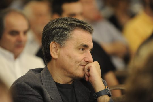 Απάντηση Τσακαλώτου – Αλεξιάδη σε εξαγγελίες του Μητσοτάκη