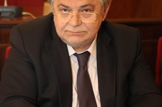 Το παρελθόν φοβίζει το ΠΑΣΟΚ