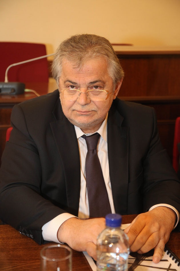 Το παρελθόν φοβίζει το ΠΑΣΟΚ
