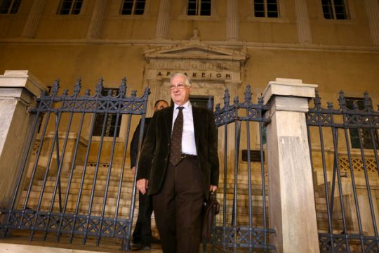 «Πρωτοβουλία-γέφυρα» από το ΣτΕ στη Βουλή