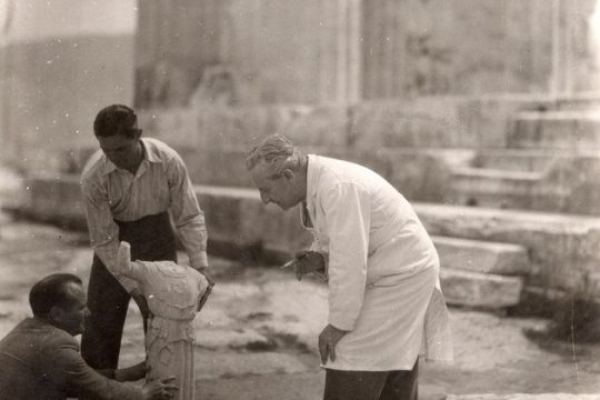 Η Ακρόπολη, η απόκρυψη και ο Γιάννης Μηλιάδης