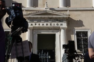 Το παρασκήνιο μιας αιφνίδιας διακοπής