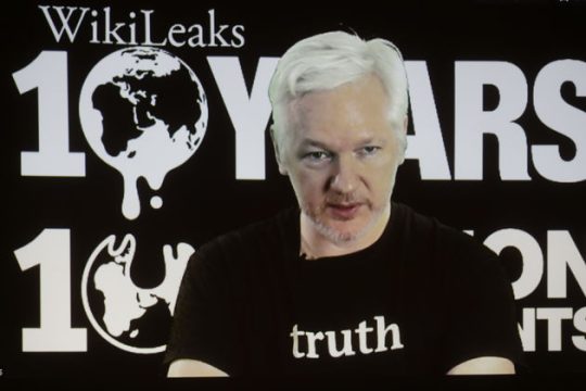 Τα Wikileaks ρυθμίζουν τις αμερικανικές εκλογές