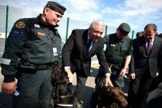 Η FRONTEX πέθανε, ζήτω η FRONTEX!