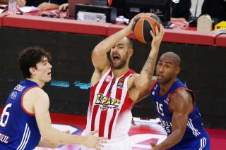 «Πύραυλος» ο Θρύλος, 90-66 την Εφες