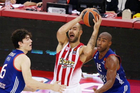 «Πύραυλος» ο Θρύλος, 90-66 την Εφες