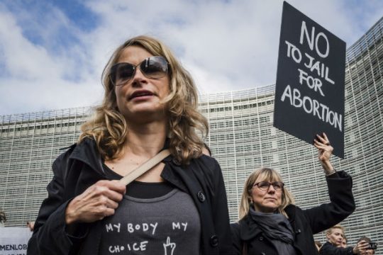 Αλλού ταμπού και αλλού δικαίωμα οι αμβλώσεις